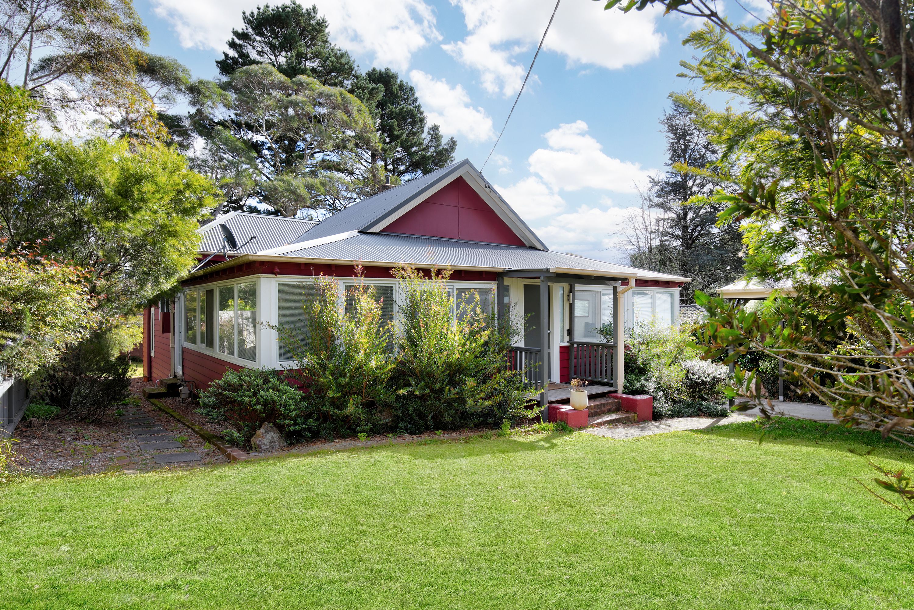 10 BRIDGES ST, BLACKHEATH NSW 2785, 0房, 0浴, House