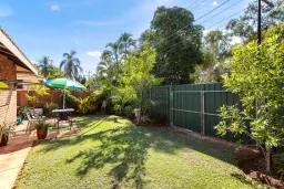 2/2 Robert Street, Broome