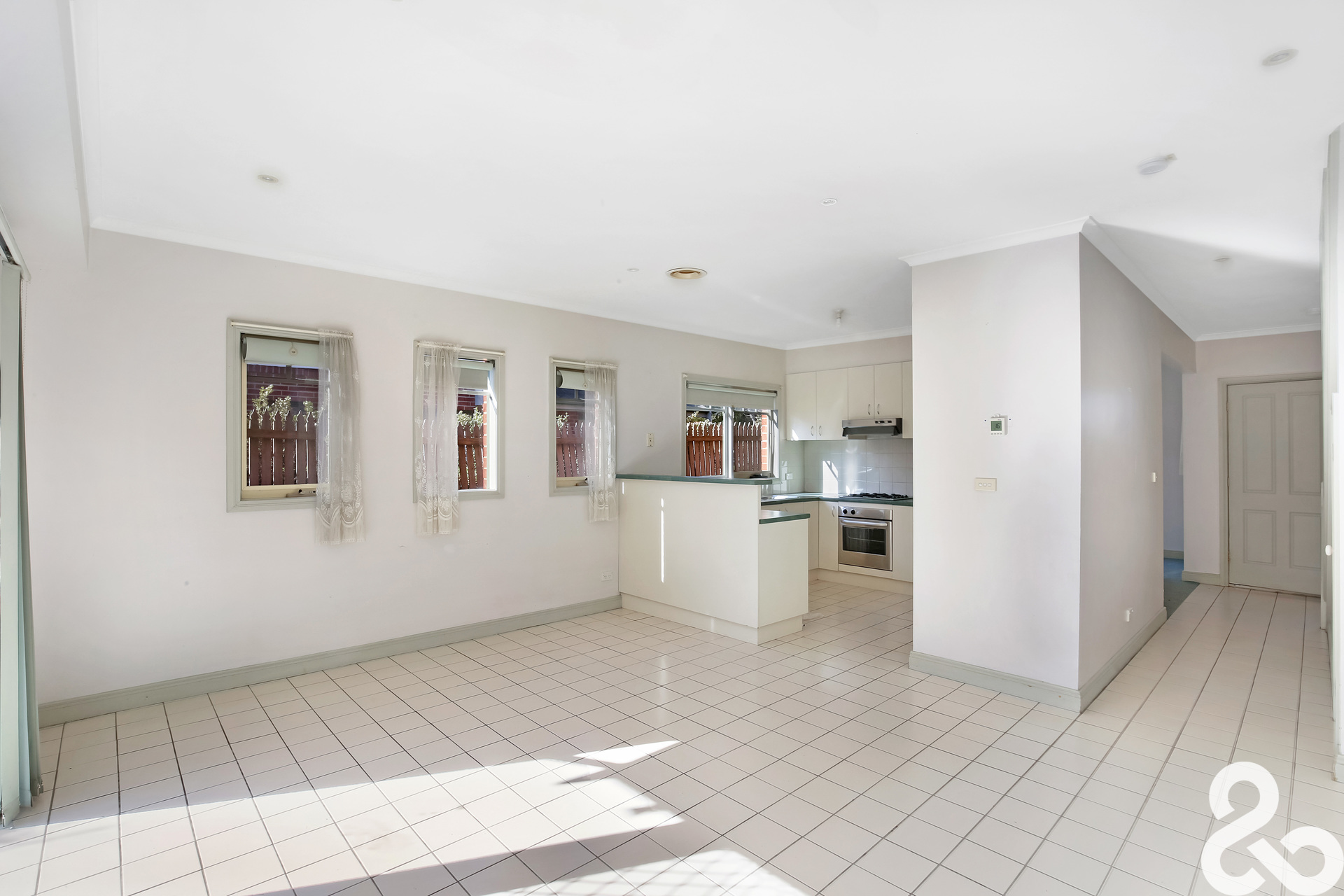 UNIT 1 30 YOUNG ST, EPPING VIC 3076, 0房, 0浴, Townhouse