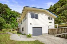 18 Westhaven Drive, Tawa