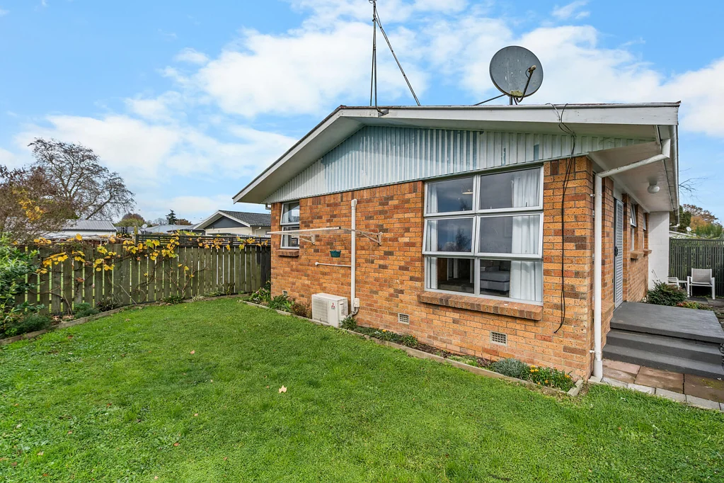 Cambridge 2Habitaciones Private, Sunny, Fenced Lawn Area & Fruit Trees