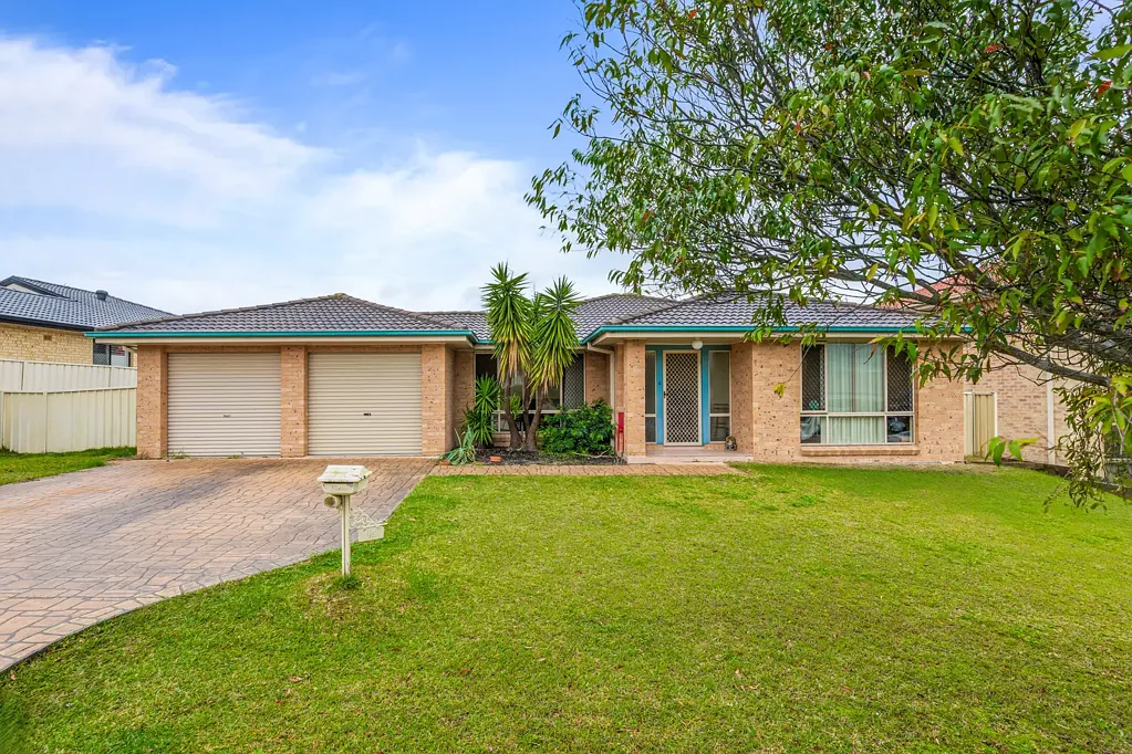 Thornton 4 Slaapkamer Spacious Family Living with Endless Potential