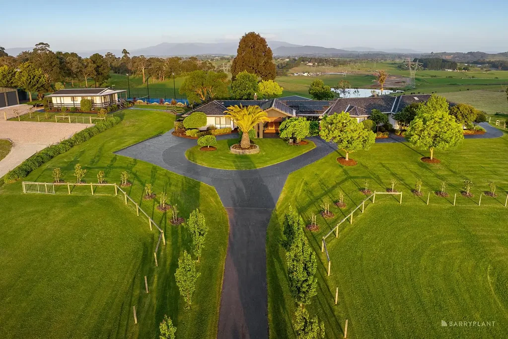390 Edward Road, Chirnside Park, VIC 3116