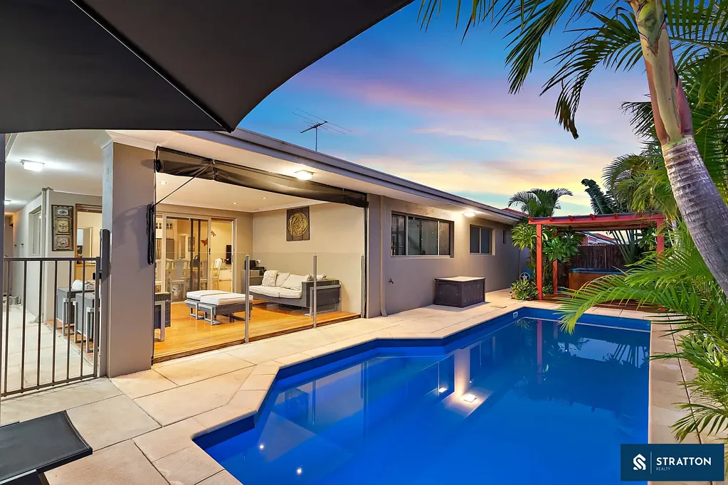 Southern River 5कमरा Spacious 5-Bedroom Home with Games Room, Heated Pool, Spa & Modern Features!!