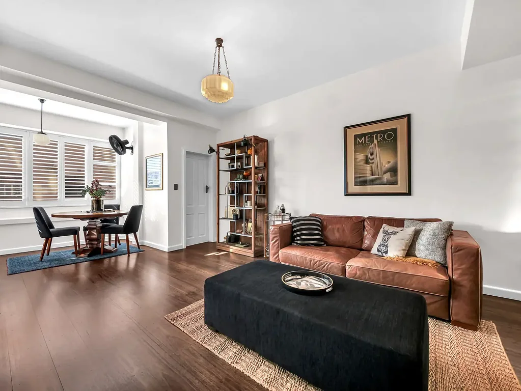 Art Deco soul in the beating heart of Potts Point
