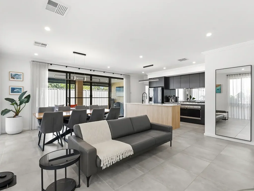 11 Evergreen Grove, Forrestfield, WA 6058