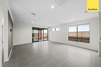15 Tetbury Avenue, Weir Views, VIC 3338, 4 slaapkamers, 2 badkamers, House
