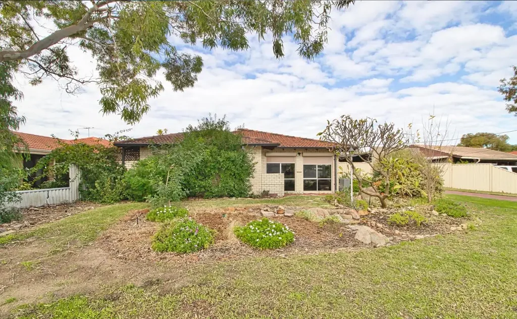 Family home in Cooloongup