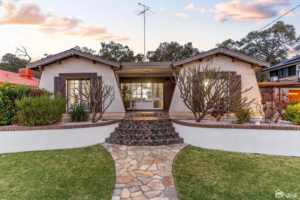 56 Ashley Drive, Kelmscott, WA 6111