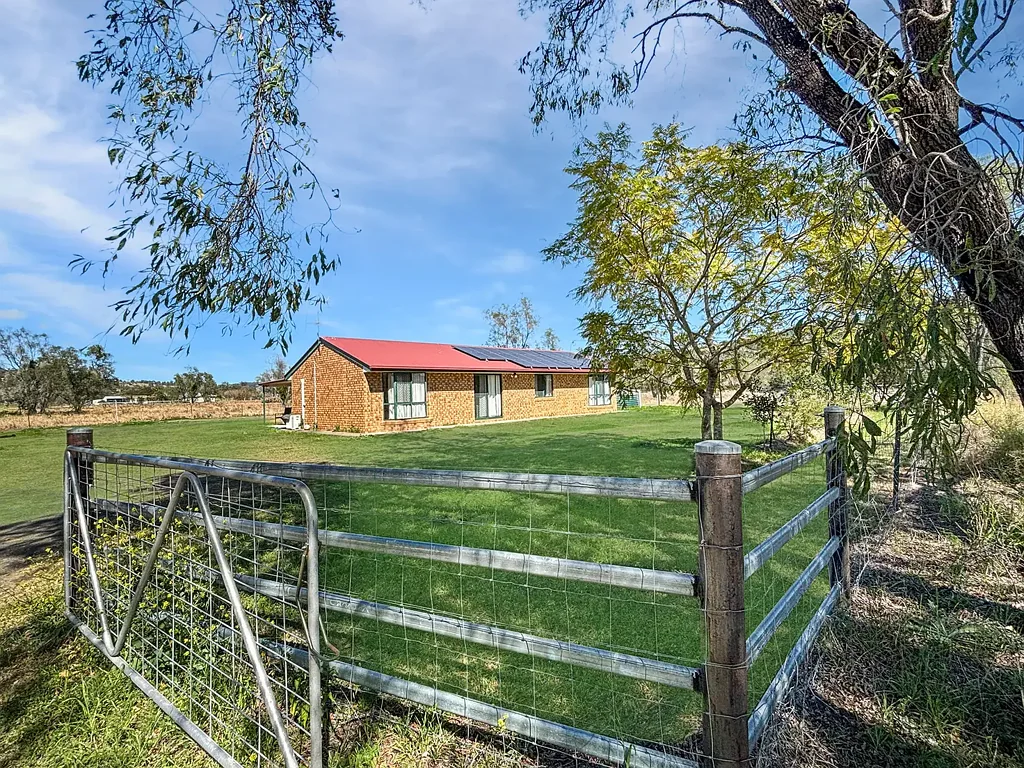 Summerholm 4ਬੈੱਡਰੂਮ LIFESTYLE ACREAGE WITH ROOM TO MOVE