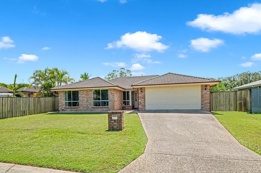 8 Greenleaf Street, Upper Coomera, QLD 4209