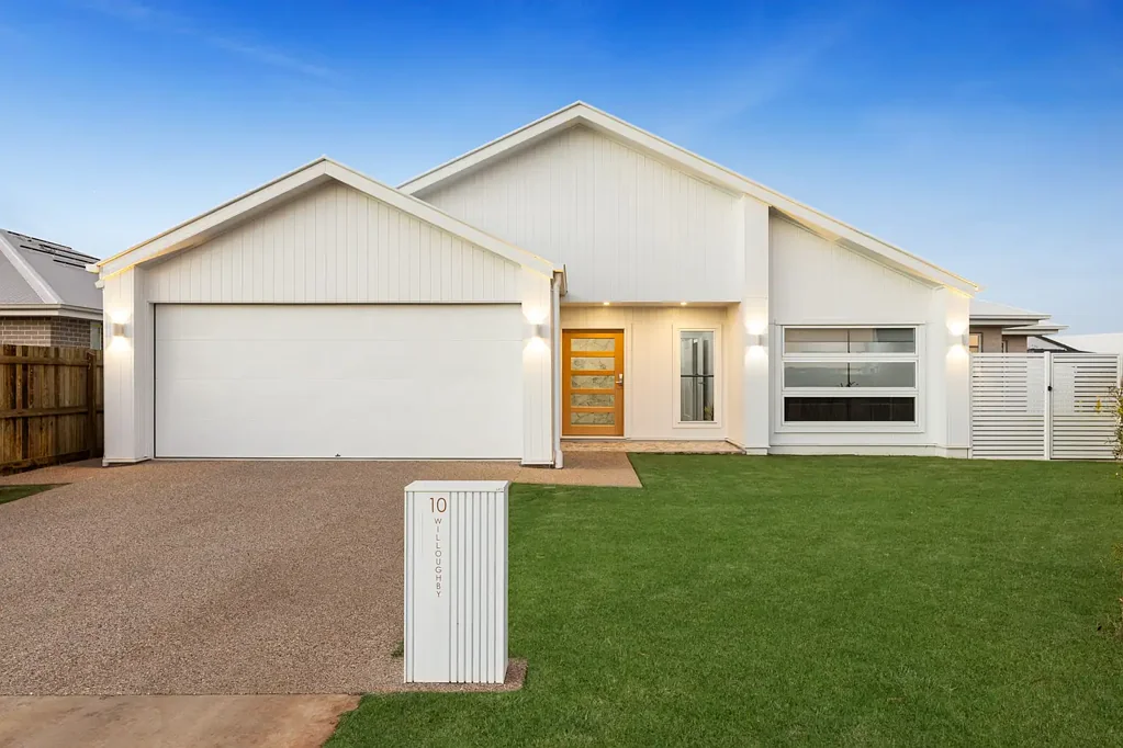 10 Willoughby Crescent, Kearneys Spring, QLD 4350
