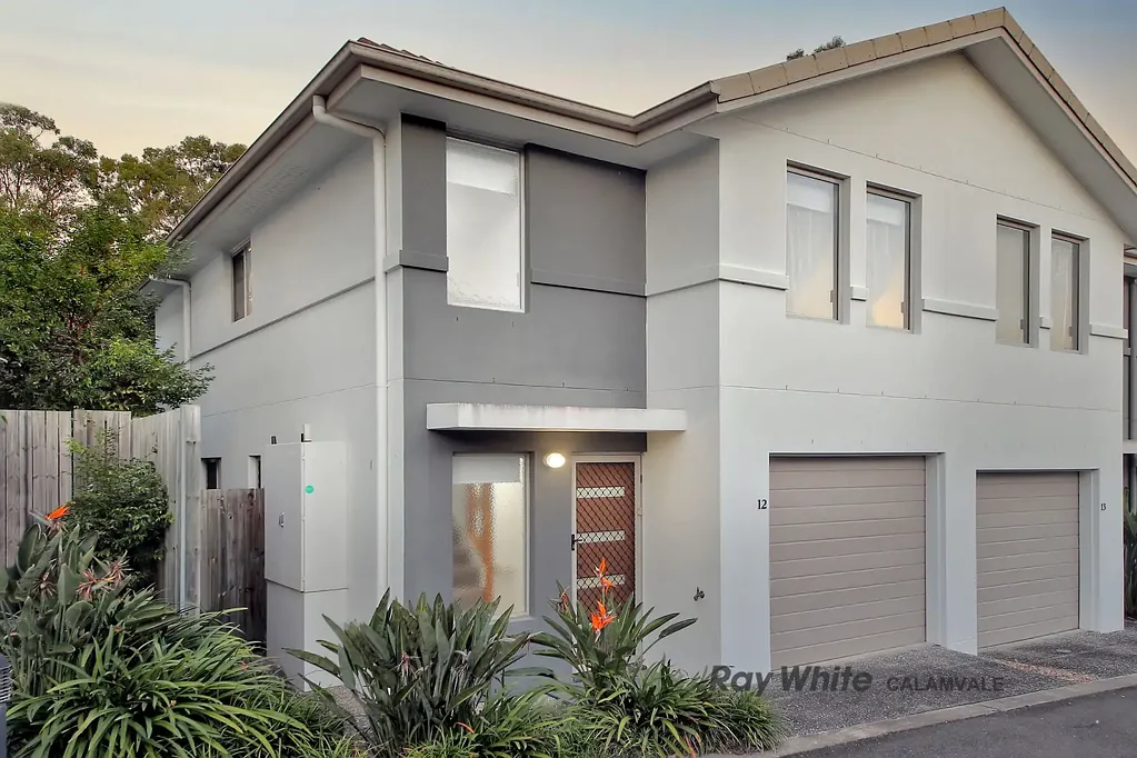 Calamvale 3部屋 Modern Living, Prime Location - Your Ideal Calamvale Townhouse