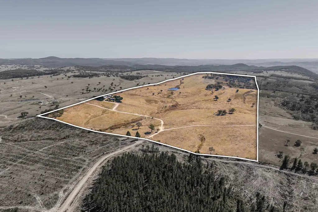 Orange Breathtaking Country Estate