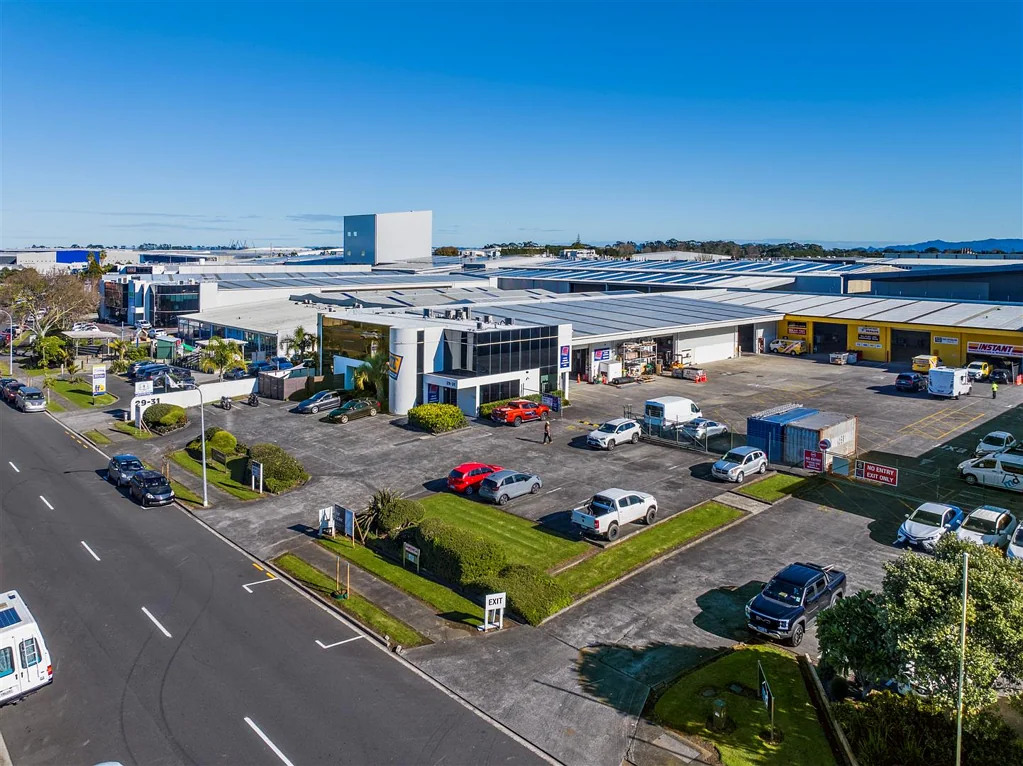 Mangere CBRE | Airport Industrial with Drive Around Access