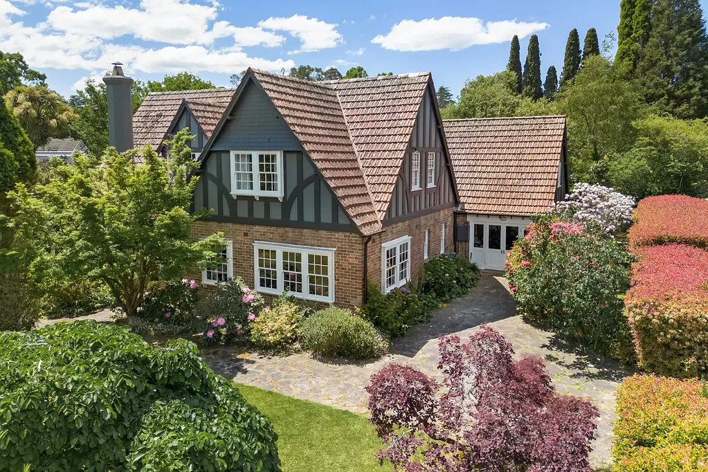 32 Aitken Road, Bowral, NSW 2576