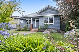 319 Main Road, Golden Point