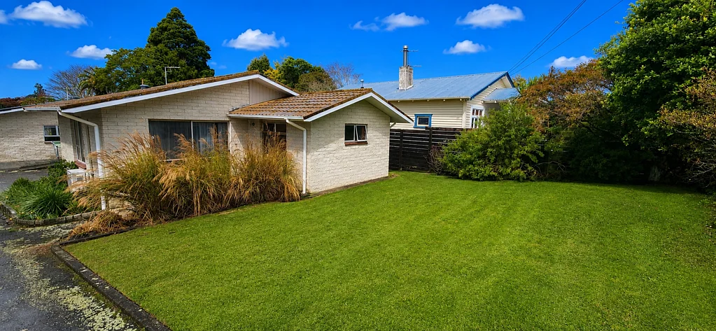 TWO BEDROOM - FRESH AND READY
