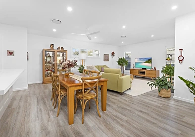 Tullimbar 4房  Hamptons Haven in Serene Locale