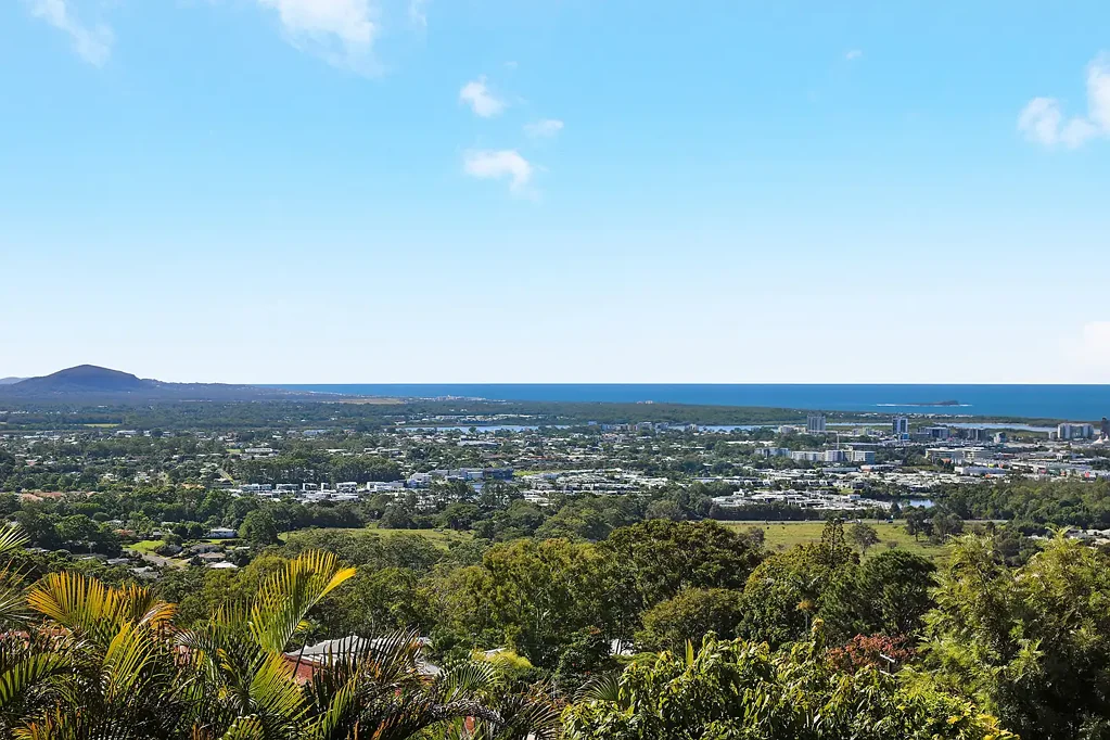 Buderim 5房  A True Buderim Original: Timeless Residence, Views Forever