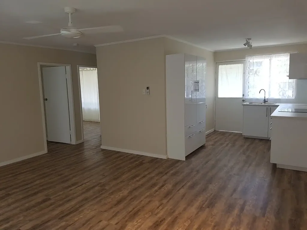 SPACIOUS UNIT IN CENTRAL MOSSMAN