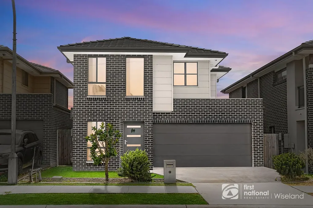 First Home Buyer's Dream and Investor's Gem: 4-Bedroom Home in the Heart of THE GABLES