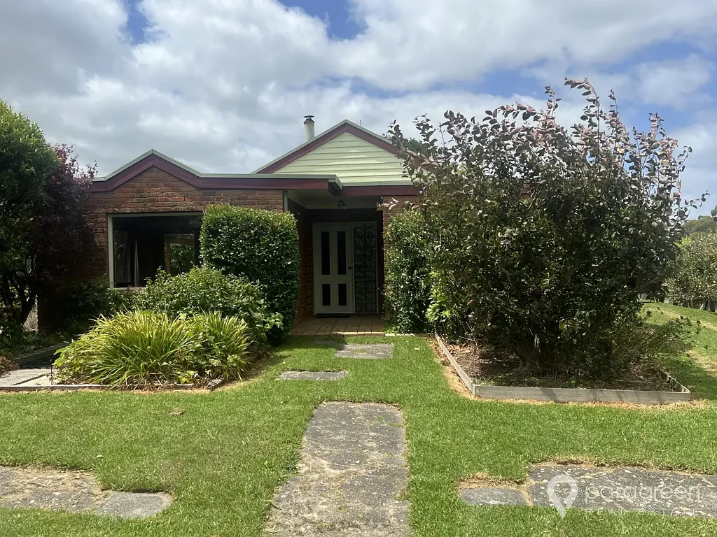 3 BED 1 BATH FAMILY HOME