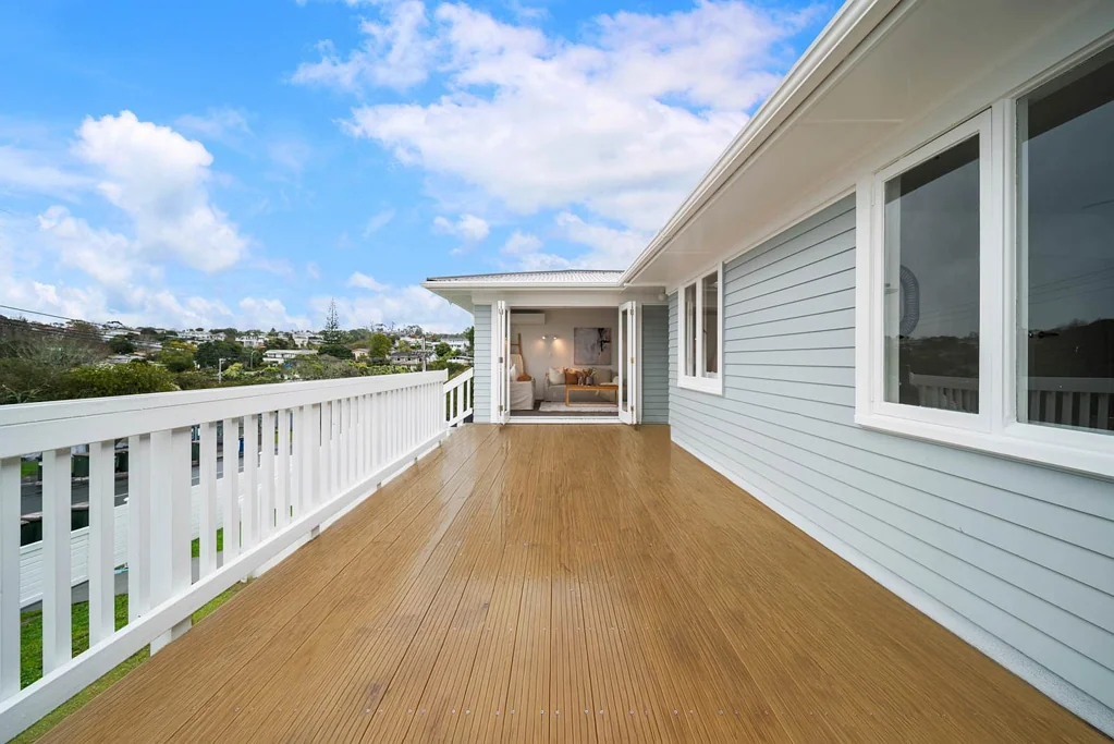 15 Tonkin Drive, Sunnynook, North Shore City, Auckland