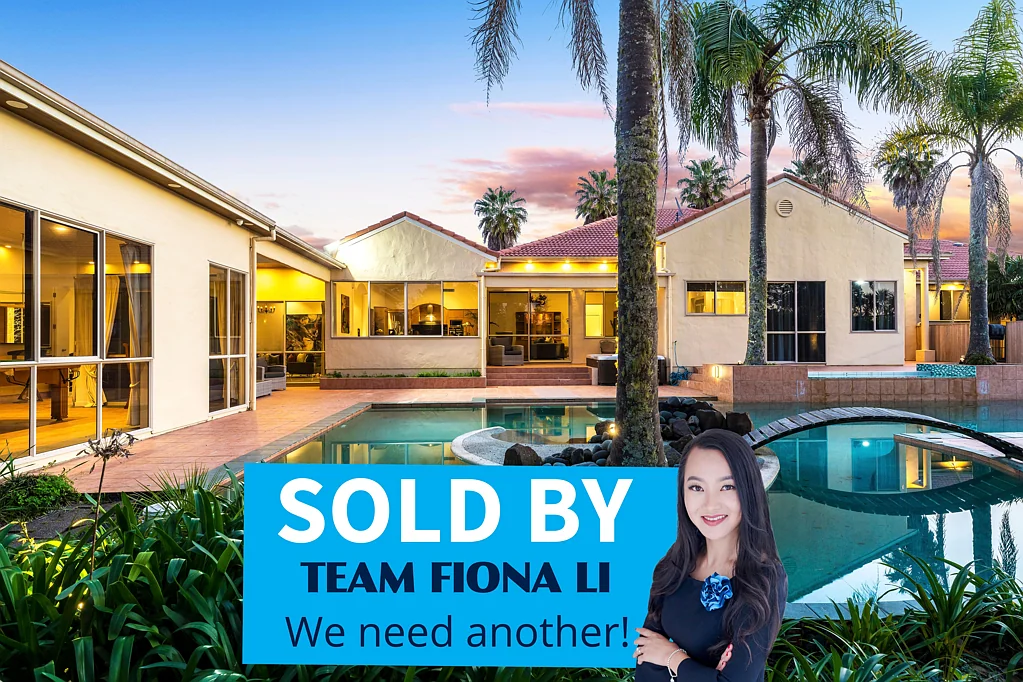9 Burgundy Park Avenue, Henderson, Waitakere City, Auckland