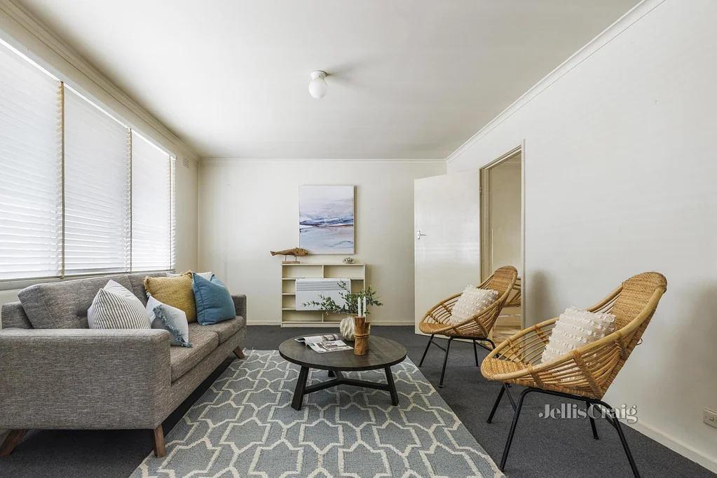 2/24 Warren Road, Cheltenham, VIC 3192