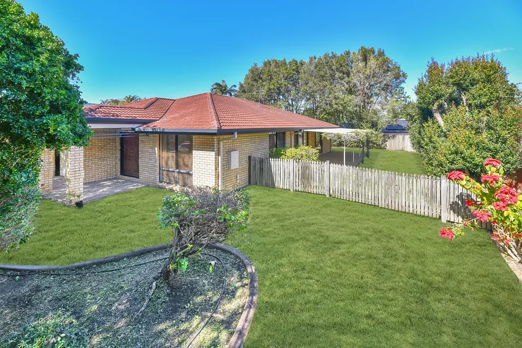 56 Daintree Place, Riverhills, QLD 4074
