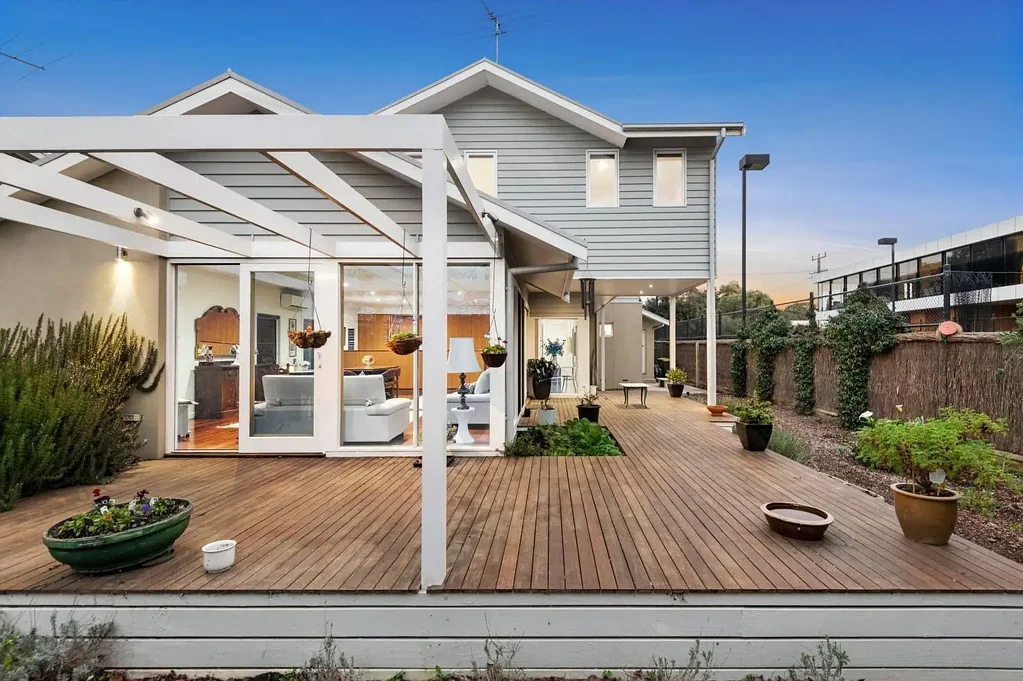Point Lonsdale 4房  Move in for Summer!