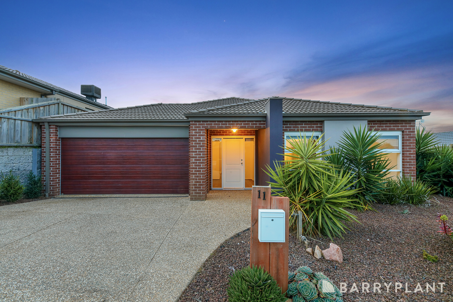 11 HEATHLAND AV, WARRAGUL VIC 3820, 0 chambres, 0 salles de bain, House