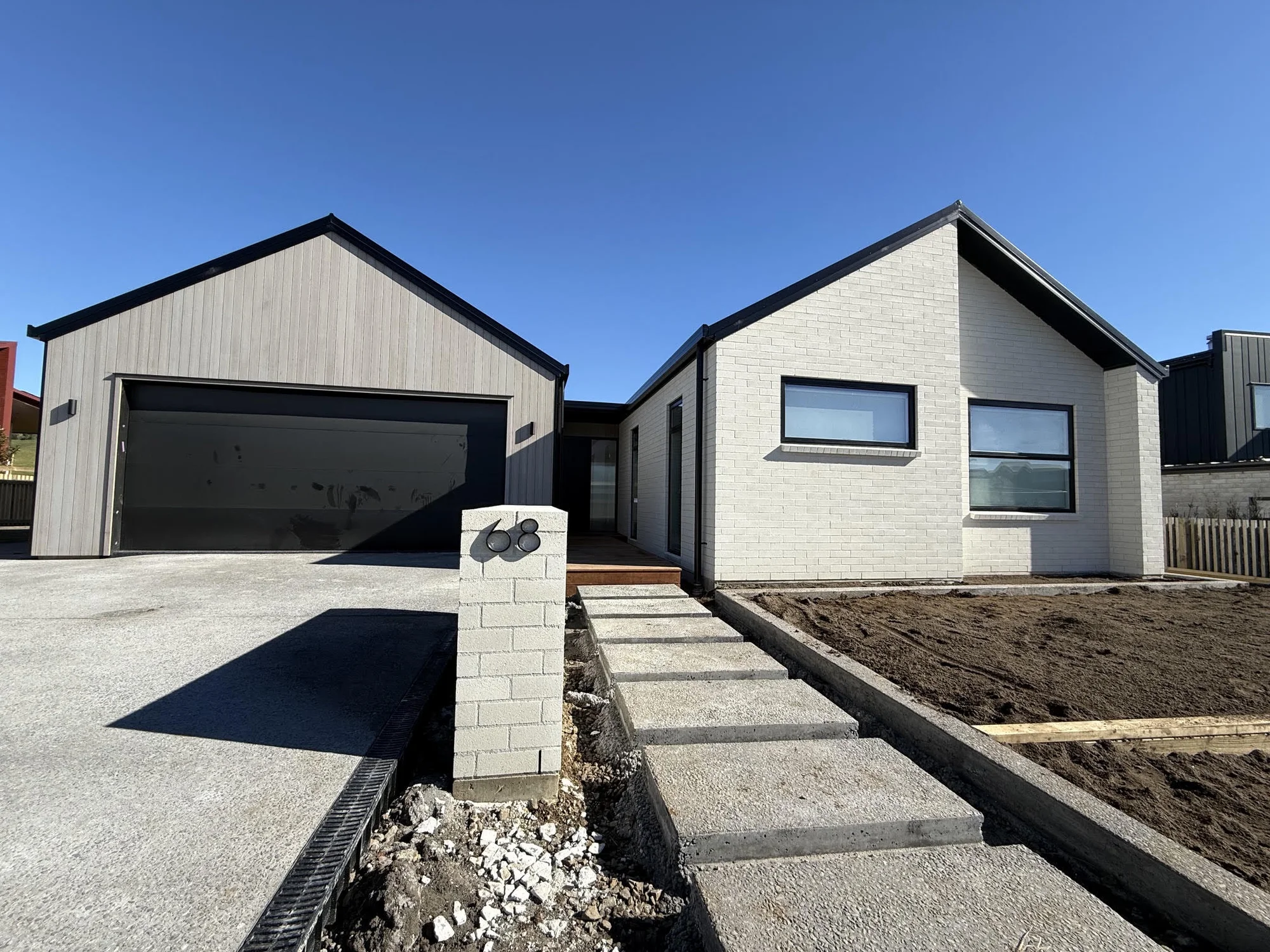 68 Omahina Street