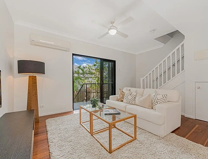 4/50 Warren Street, St Lucia, QLD 4067, 3部屋, 2バスルーム, Townhouse