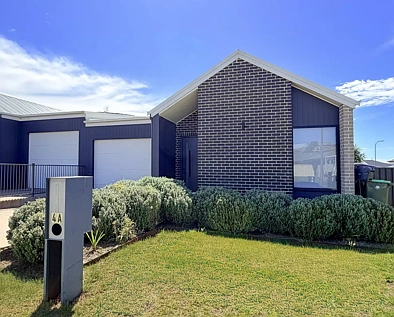 4A Hydrangea Avenue, Parkes, NSW 2870, 4 Bedrooms, 2 Bathrooms, Apartment