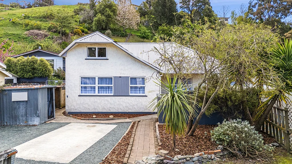 Toi Toi 3房  Deceased Estate - Must Be Sold