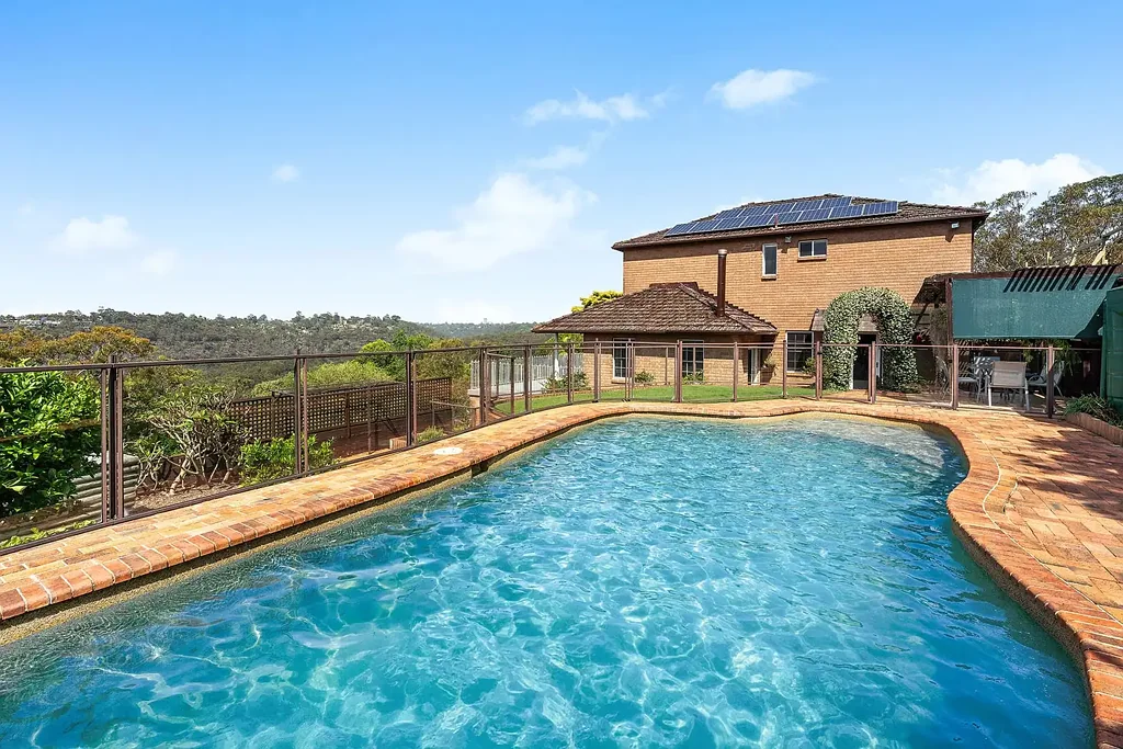 11 Chesterman Crescent, Davidson, NSW 2085