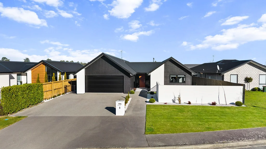 Netherby 4 Slaapkamer Modern family living 