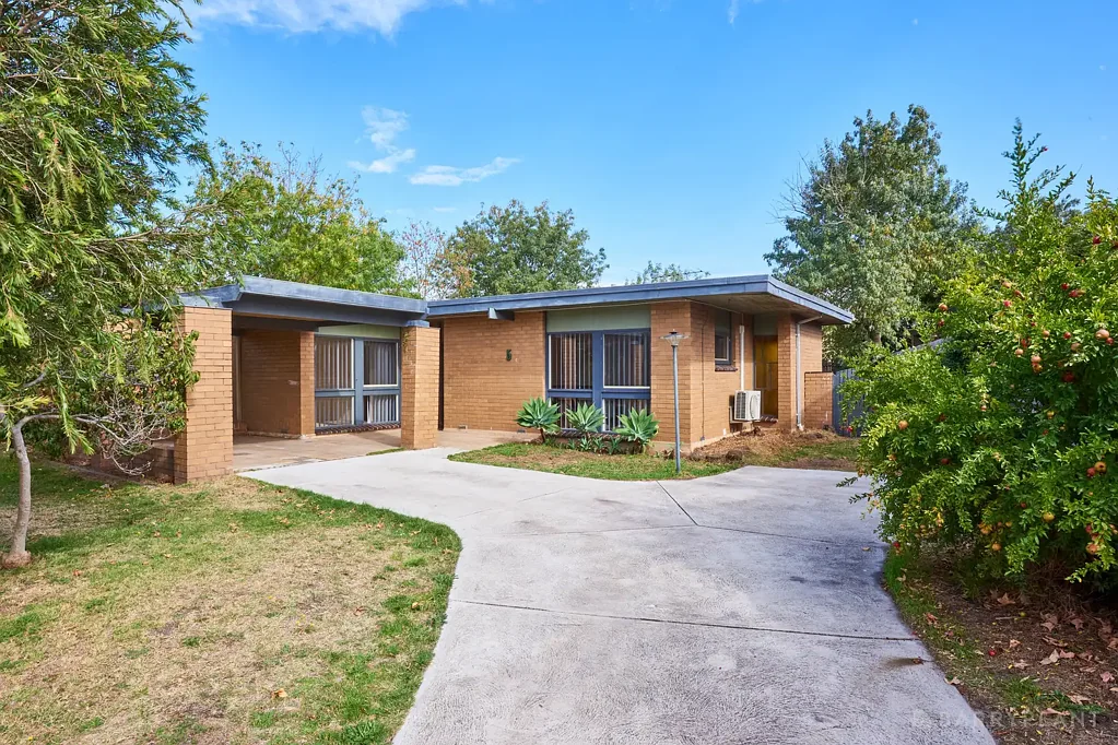 5 Oaklands Crescent, Frankston, VIC 3199