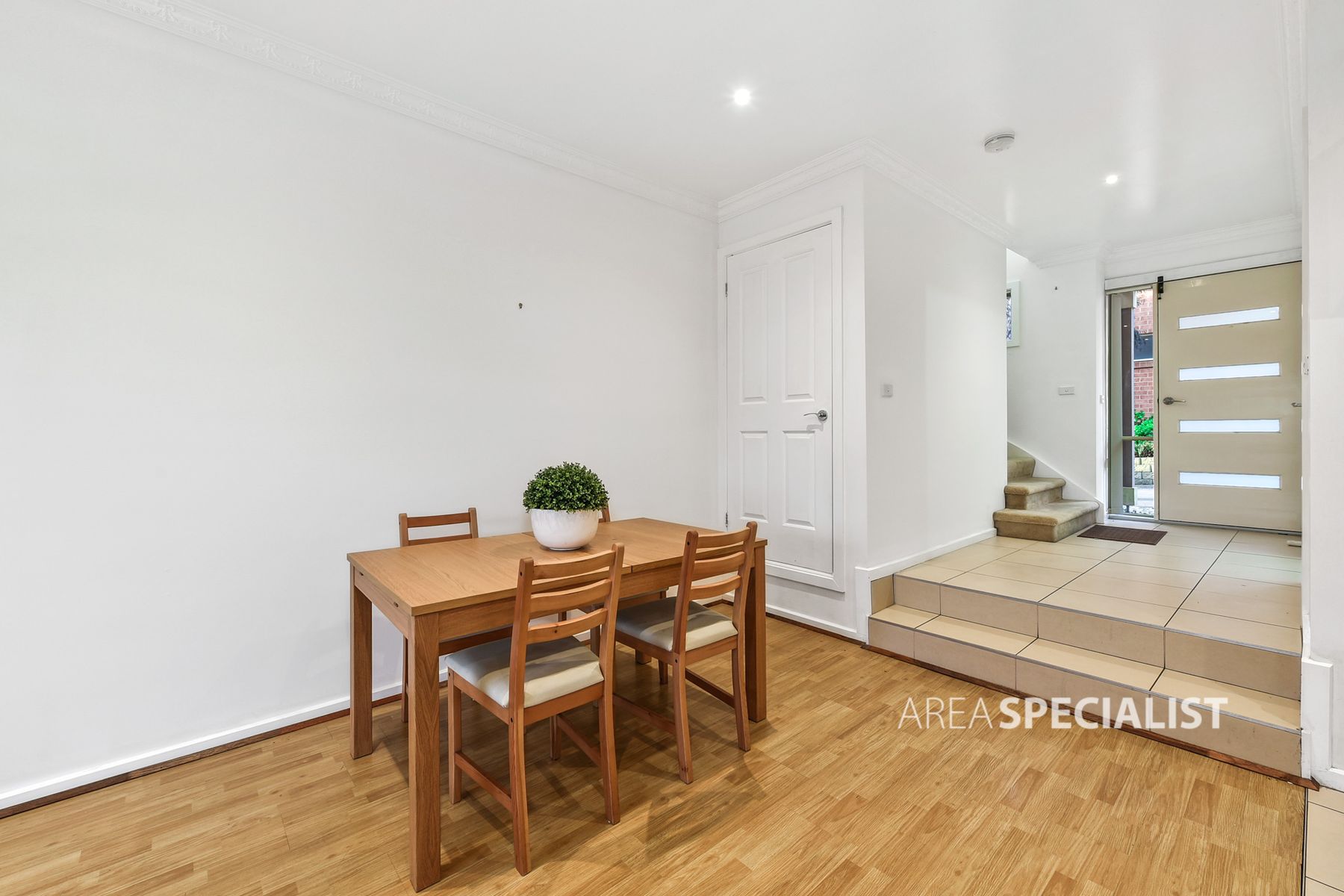 UNIT 19 28-30 DUNBLANE RD, NOBLE PARK VIC 3174, 0 rūma, 0 rūma horoi, Townhouse