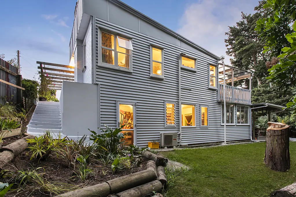 20 Scenic Drive, Hillpark, Manukau City, Auckland