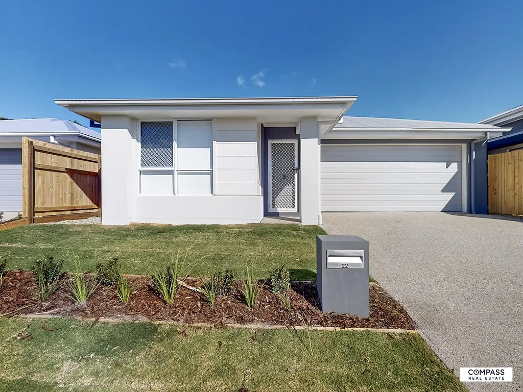 Modern Luxury Rental in Prime Morayfield Location!