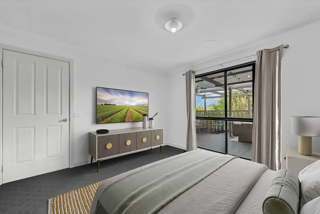 Pakenham 4 Bedroom Want 4 Bedrooms, but would prefer 5? Want extra space? Then this may be for you