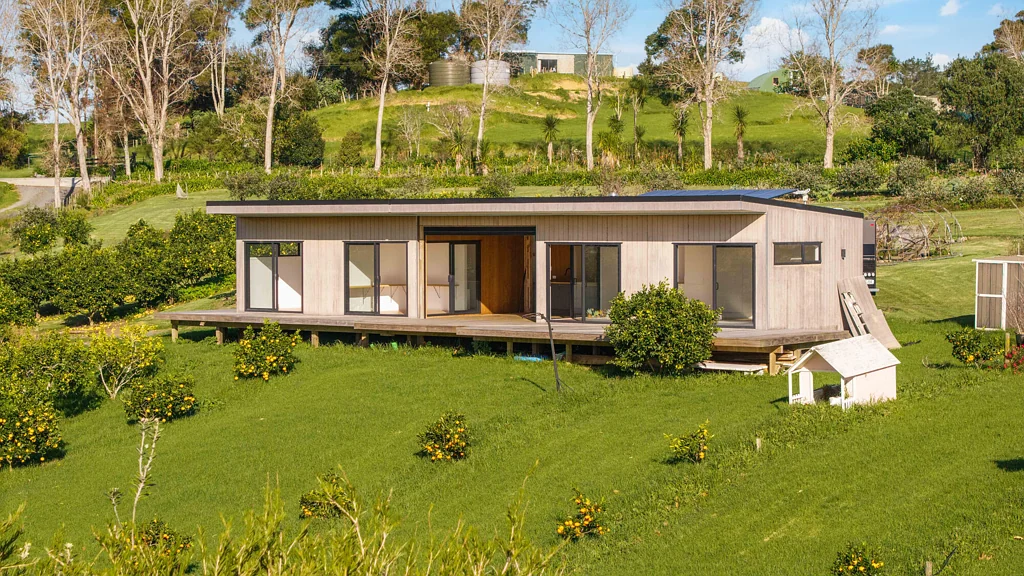 Snells Beach 2Phòng ngủ Mortgagee Sale | Ripe for the Picking!