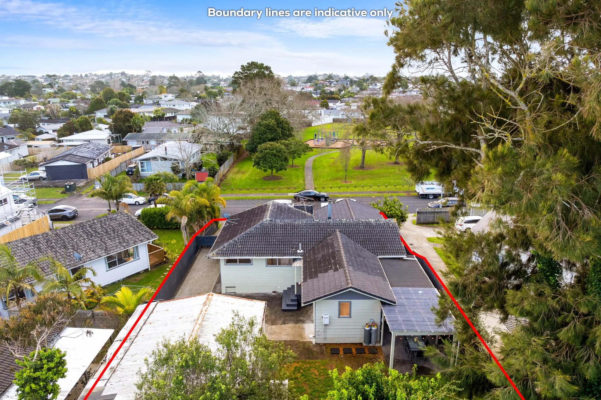 Pakuranga Heights 4 Bedroom Renovated with Space; Overlooking the Park