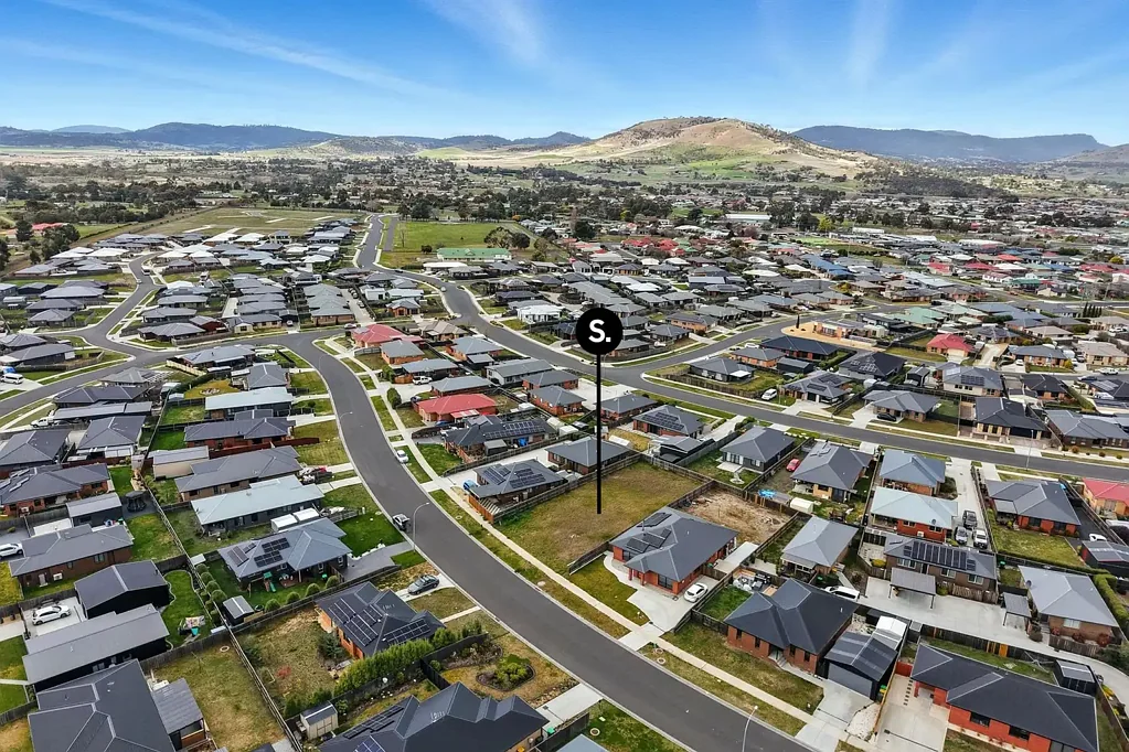 13 Hollingsworth Street, Brighton, TAS 7030