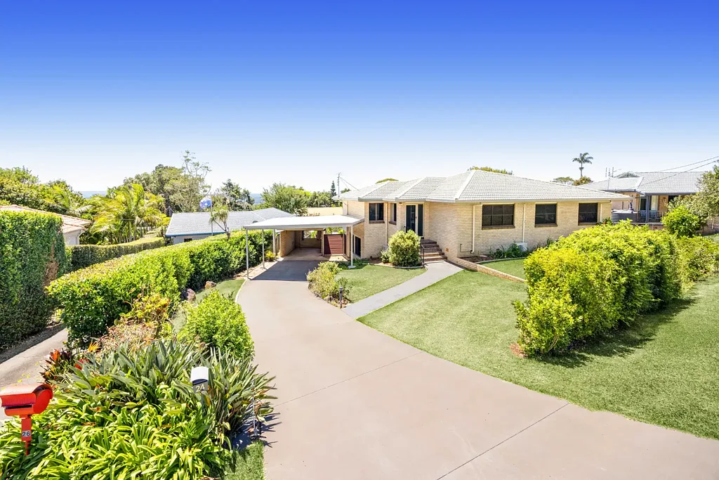 Family-Friendly Buderim Home with Pool and Garden Maintenance Included