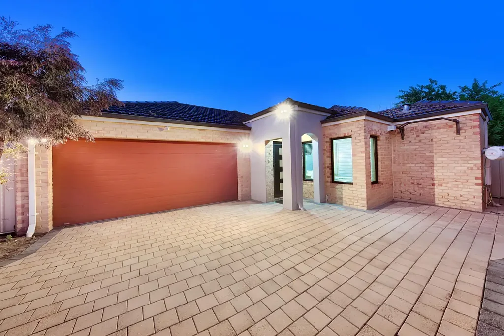 Dianella 3房  UNDER OFFER!!