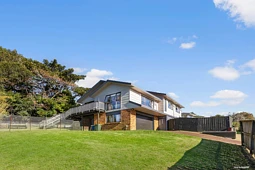 52 Noreast Drive, Torbay